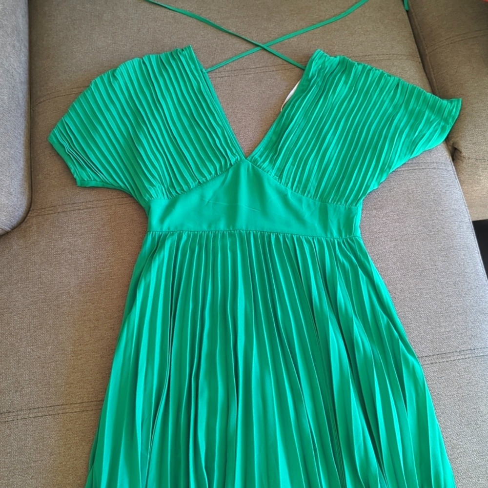 Green 50s style midi dress